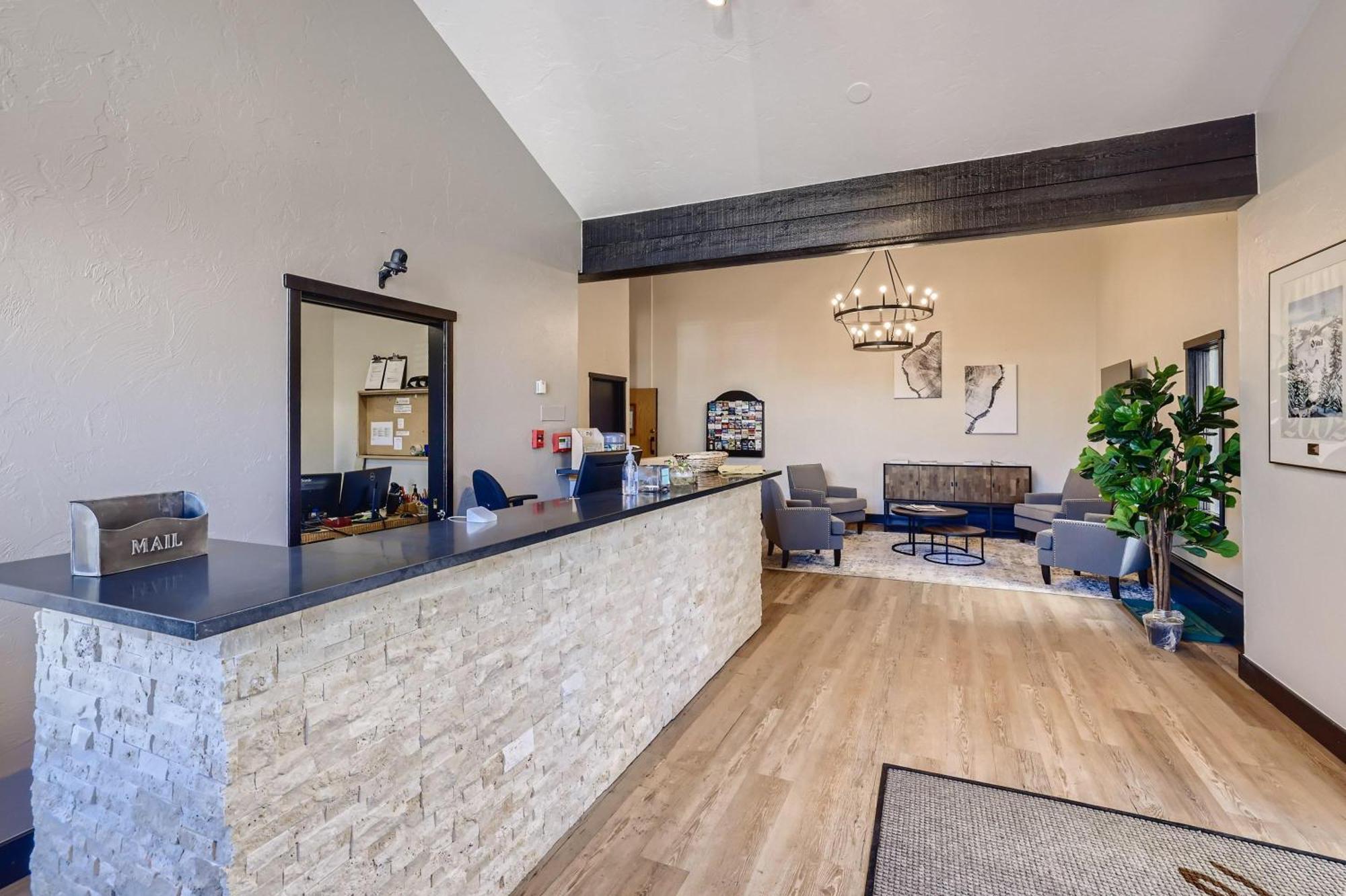 Lift House Lodge, Remodeled Downtown Lionshead Studio Condo Vail Exterior photo